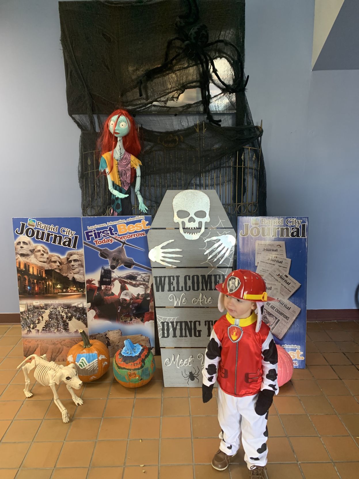 Halloween Pictures to run in Thursday's paper 014.JPG